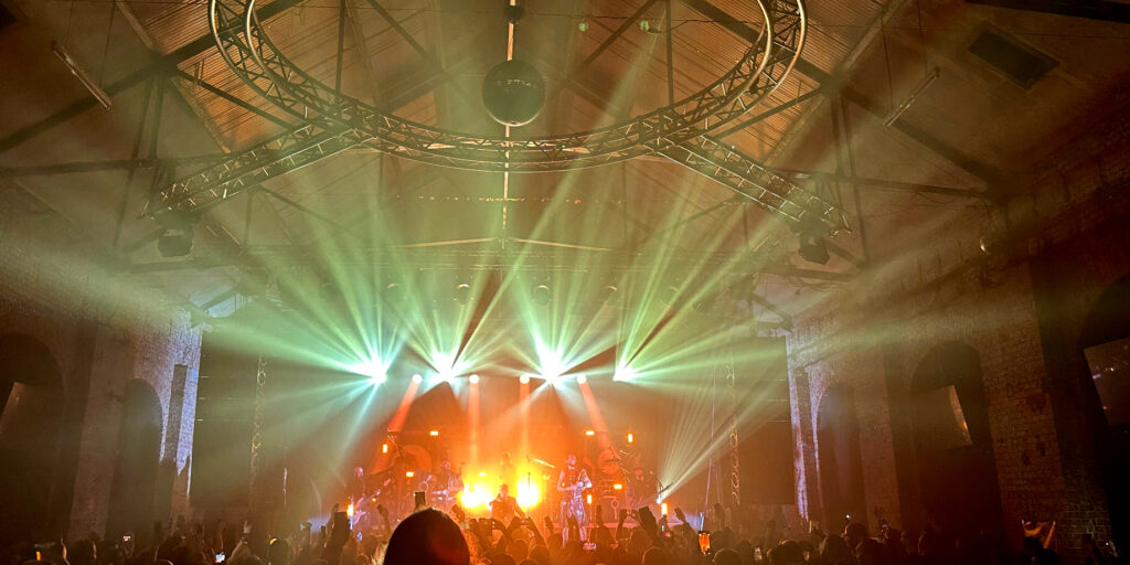 2024-10_12_tanzwut_Reithalle_Dresden_Spotlight_Lichttechnik